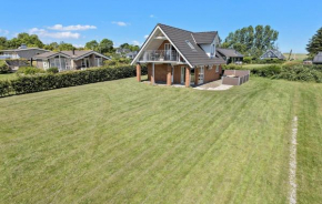 Lovely Home In Øster Assels With House Sea View